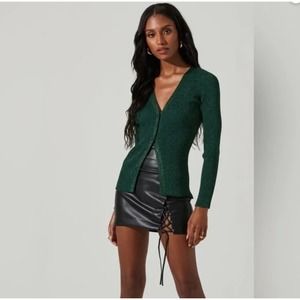 Astr Deep Green V-Neck Sweater